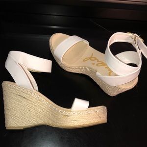 NEVER WORN Sandals 👡